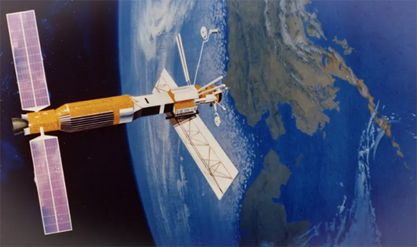C784_satelite